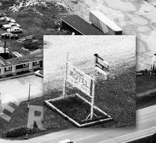 Notel Motel - Sign (newer photo)